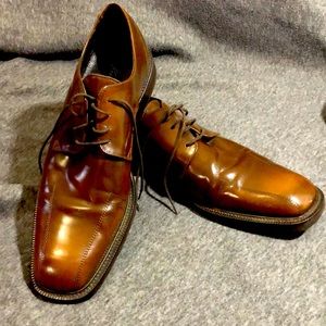 Kenneth Cole  Oxford dress shoes